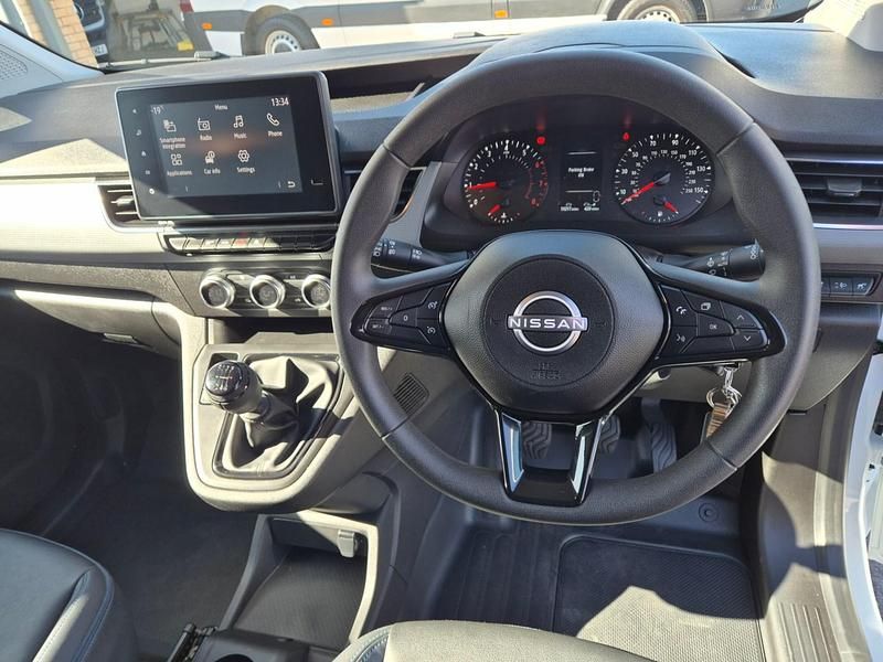 Used Nissan Townstar Acenta 130 HP (95 kW) 2023 White