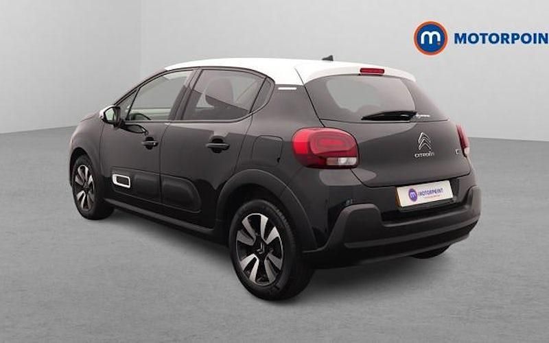 Usado Citroën C3 PureTech 83 CV (61 kW) 2024 Negro Utilitario