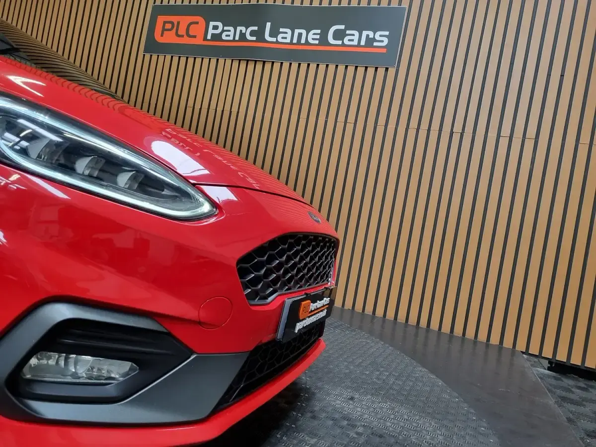 Used Ford Fiesta ST 200 HP (147 kW) 2018 Red Hatchback