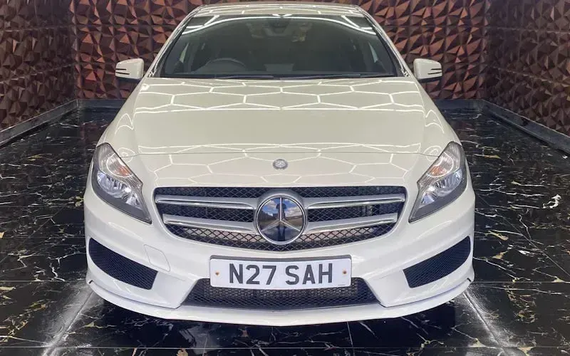 Used Mercedes A180 AMG 109 HP (80 kW) 2015 White Hatchback
