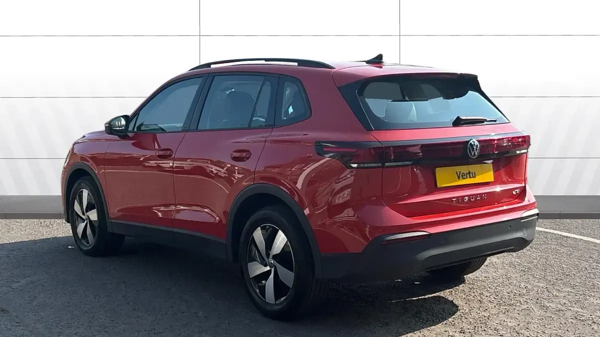 Used VW Tiguan Edition 150 HP (110 kW) 2024 Red SUV