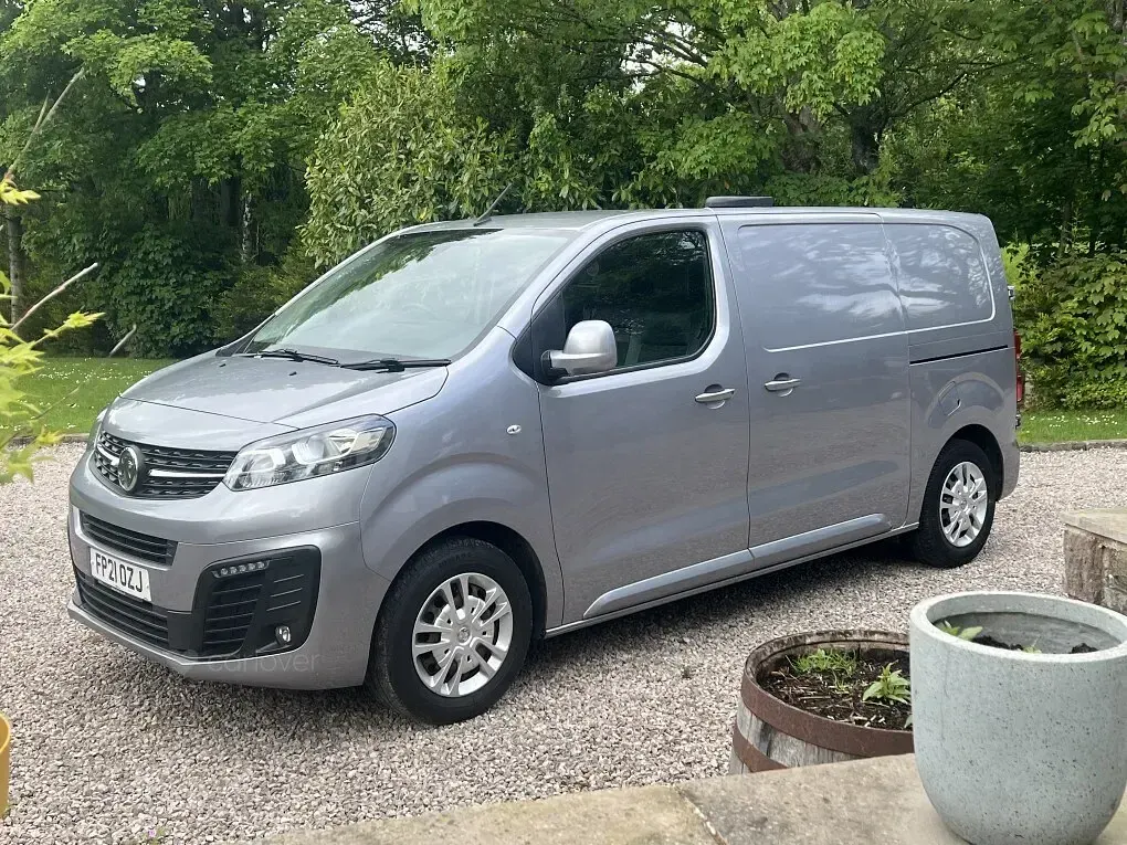 Used Vauxhall Vivaro Sportive 120 HP (88 kW) 2021 Grey MPV