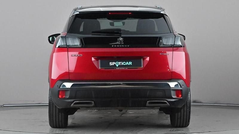 Used Peugeot 3008 Premium 222 HP (163 kW) 2022 Red SUV