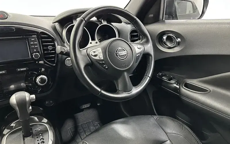 Used Nissan Juke Tekna 113 HP (83 kW) 2019 Black SUV