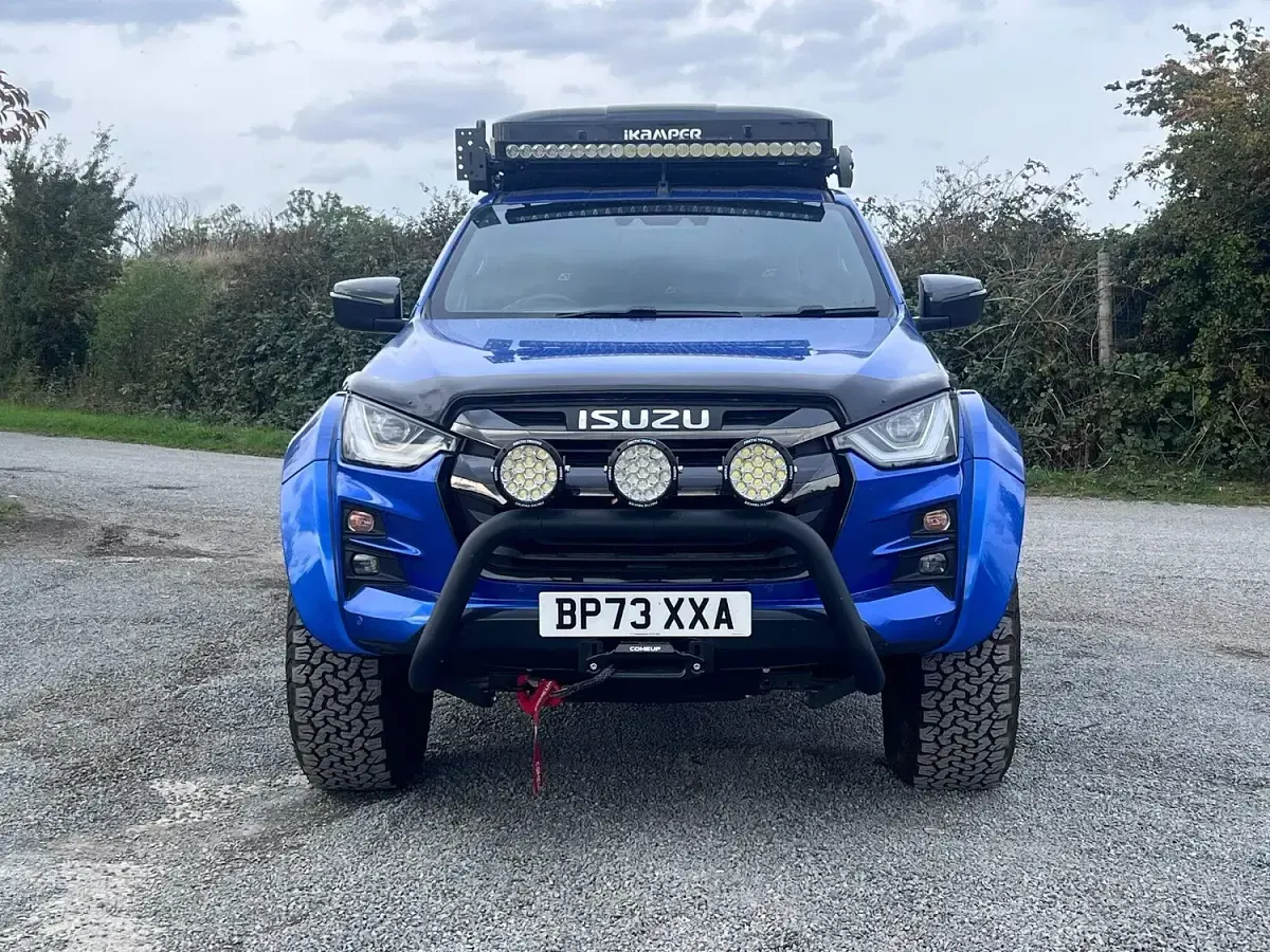 Used Isuzu D-Max 2024 Blue Pickup
