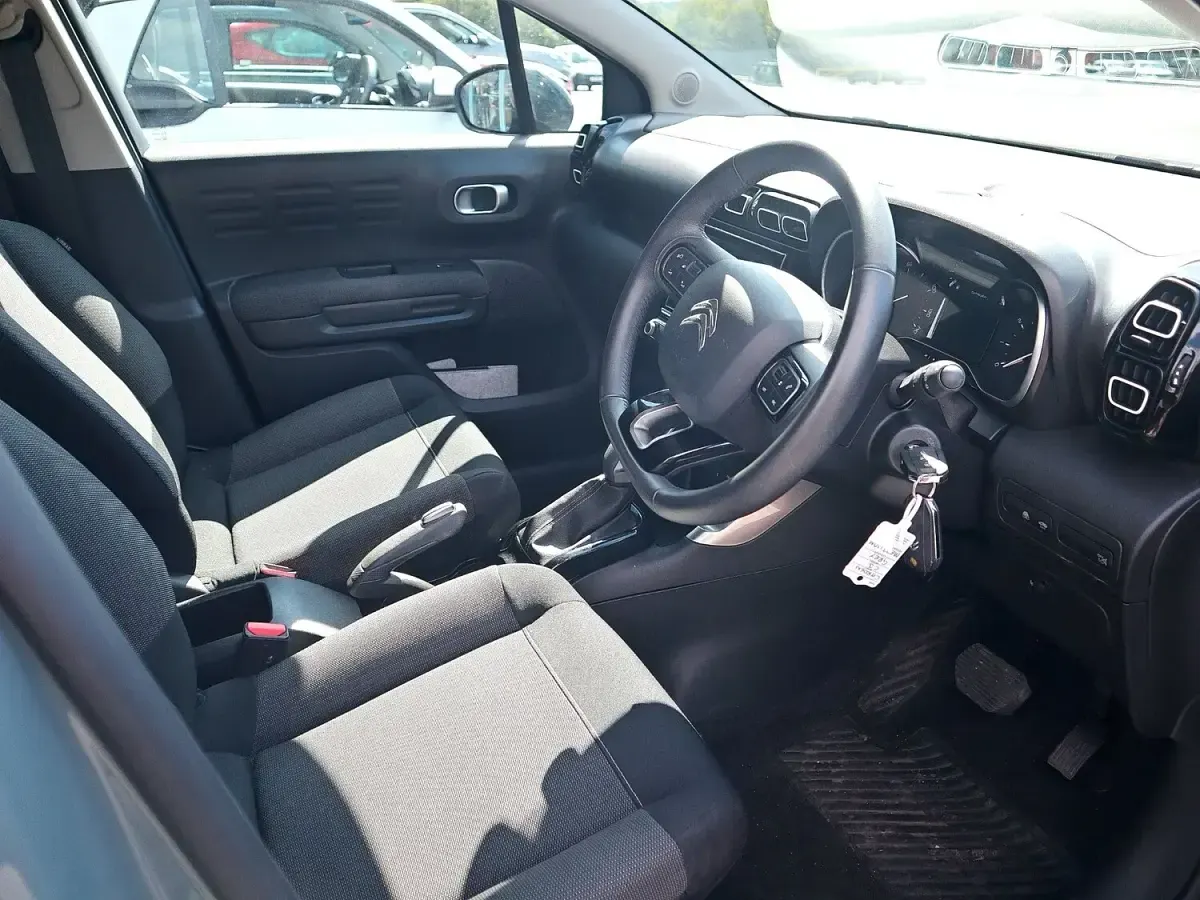 Used Citroën C3 PureTech 2024 Khaki grey Hatchback