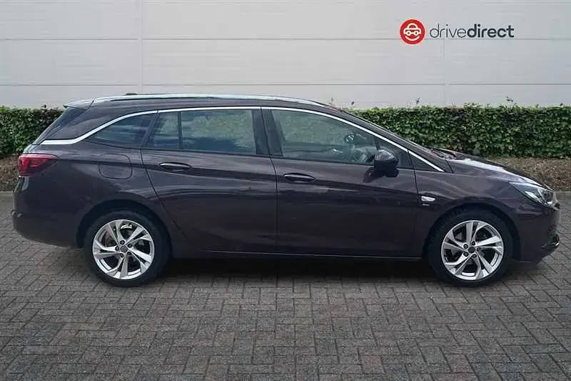 Used Vauxhall Astra SRi 150 HP (110 kW) 2019 Brown Estate