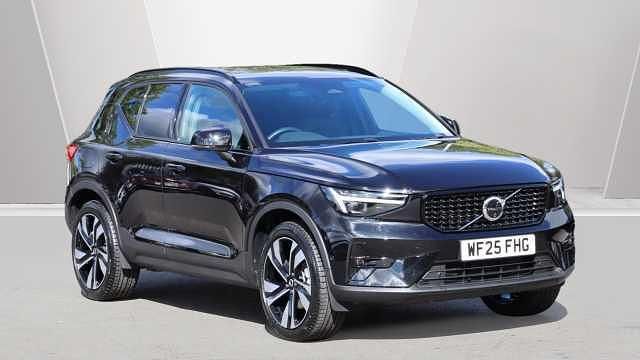 Used 2025 Volvo XC40 Ultra SUV | £37,500 (Expensive) - Image 1/3