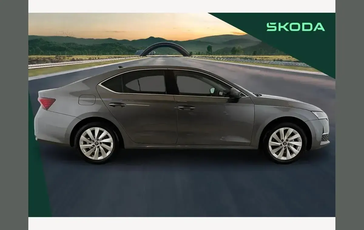 Nuevo Skoda Octavia SE L 150 CV (110 kW) 2026 Gris Utilitario