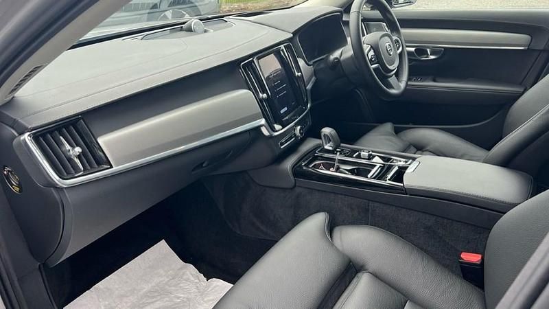 Used Volvo V90 Ultra 455 HP (334 kW) 2024 Silver Estate