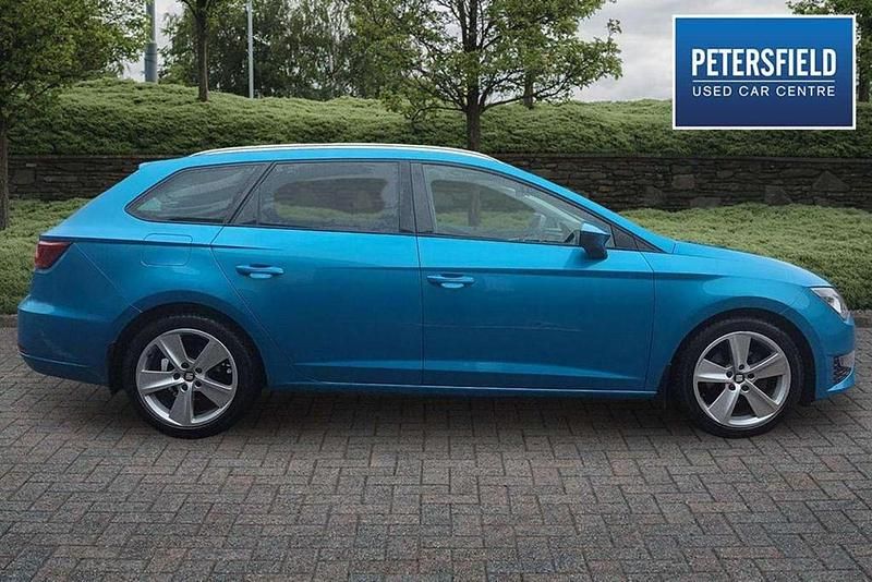 Used Seat Leon FR 125 HP (91 kW) 2016 Blue Estate
