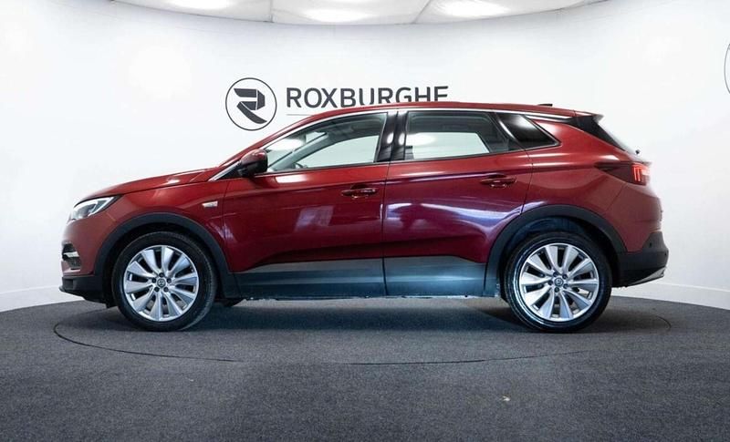 Used Vauxhall Grandland X Elite 130 HP (95 kW) 2020 Red SUV