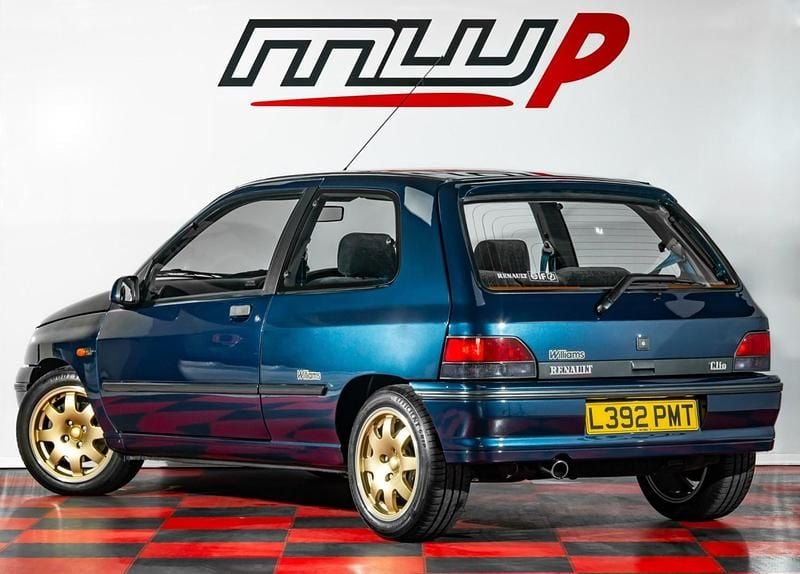 Used Renault Clio 1994 Blue Hatchback