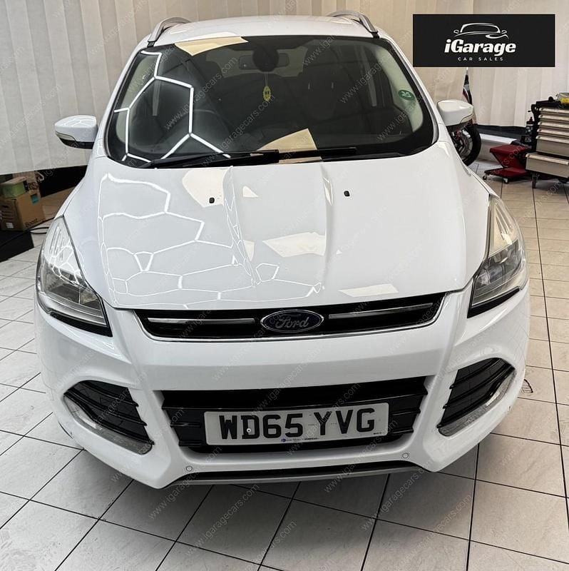 Used Ford Kuga Titanium 150 HP (110 kW) 2015 White SUV