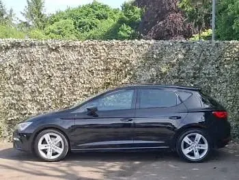 Used Seat Leon FR 130 HP (95 kW) 2018 Black Hatchback