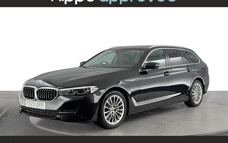 Used 2023 BMW 530e Estate | £27,920 (Fair price) - Image 1/4