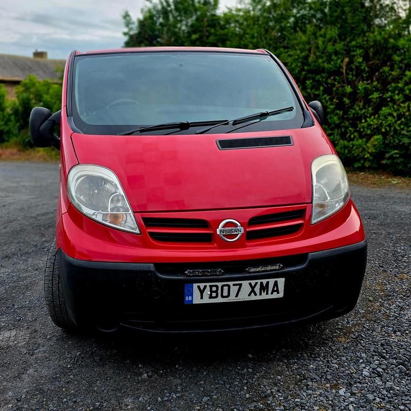 Red Used 2007 Nissan Primastar MPV | £3,995 - Image 1/4