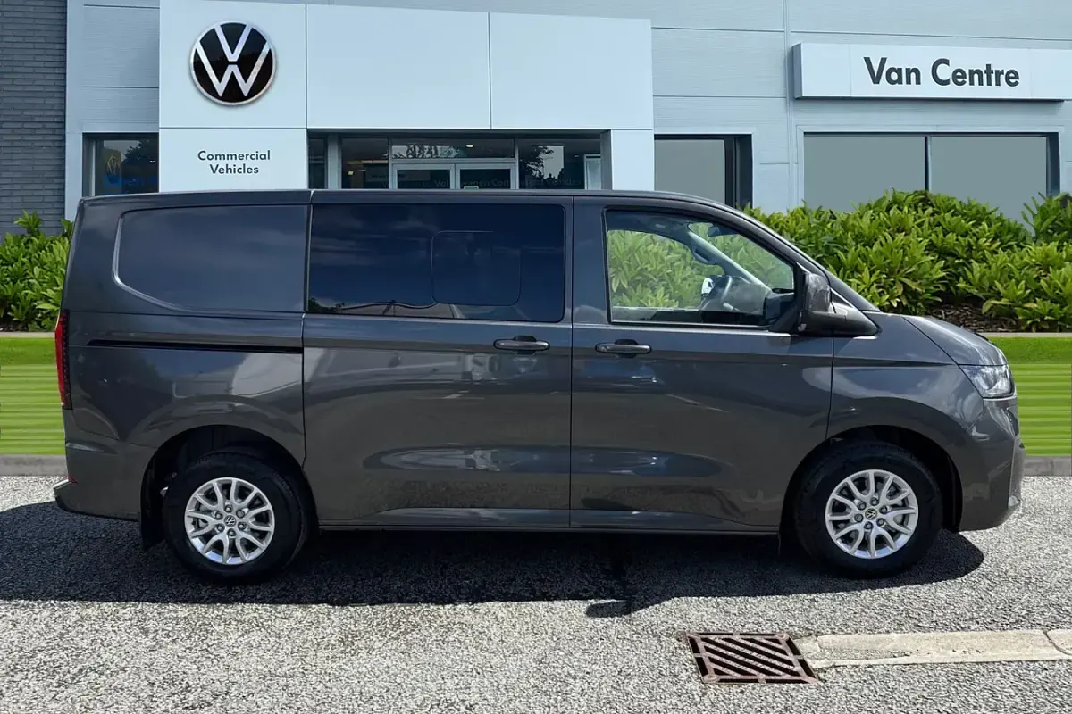 New VW T7 Pro 160 kW (218 HP) 2025 Grey Van
