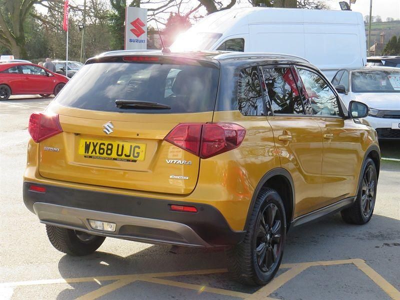 Used Suzuki Vitara SZ5 140 HP (102 kW) 2018 Yellow SUV