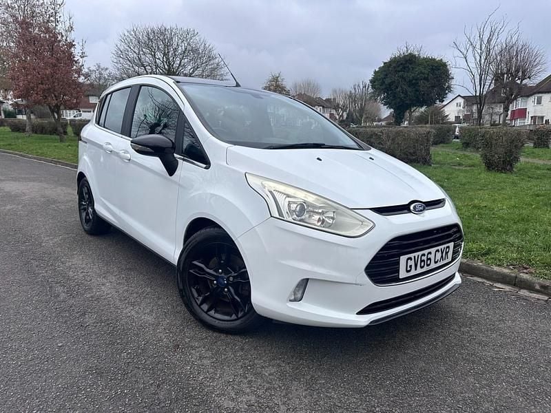 White Used 2017 Ford B-MAX Zetec MPV | £4,425 (Super price) - Image 1/4