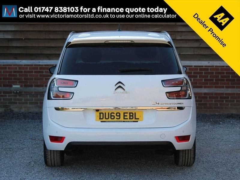 Used Citroën C4 SpaceTourer Flair 129 HP (94 kW) 2019 White MPV
