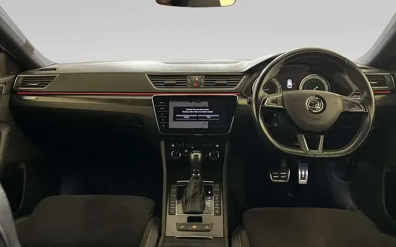 Used Skoda Superb SportlinePlus 190 HP (139 kW) 2019 Grey Estate