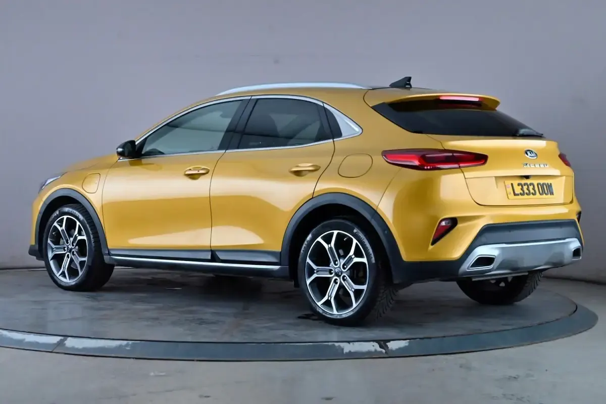 Used Kia XCeed First Edition 141 HP (103 kW) 2021 Yellow SUV