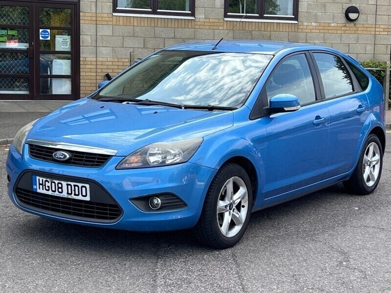 Blue Used 2008 Ford Focus Zetec Hatchback | £1,399 (Fair price) - Image 1/4