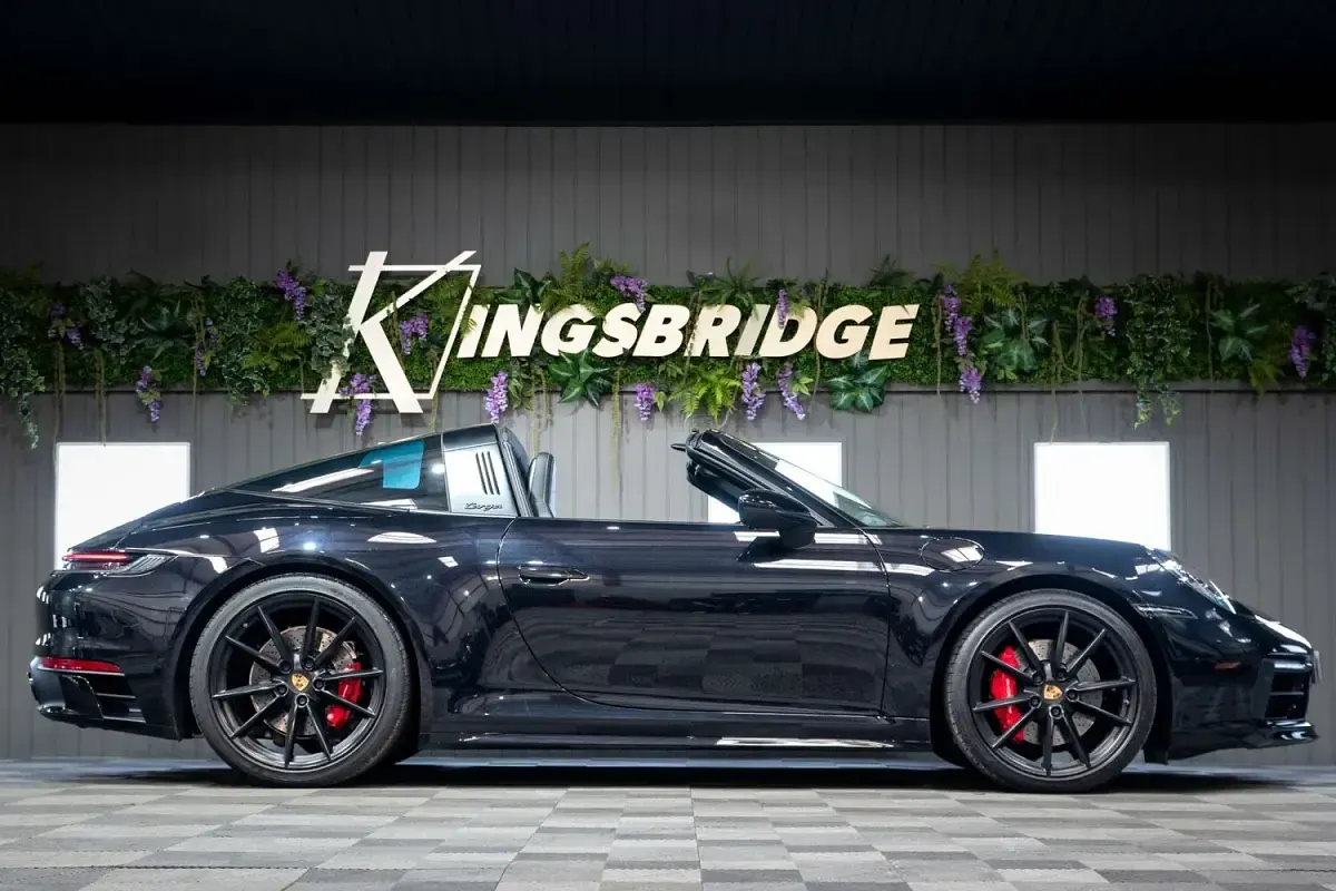 Used Porsche 911S 450 HP (330 kW) 2023 Black Cabriolet