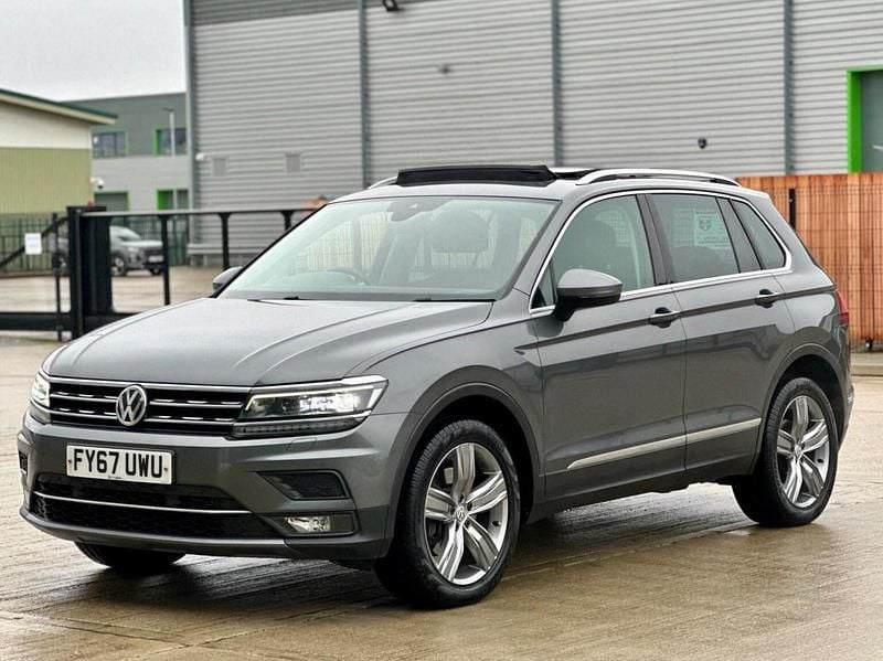Second-hand VW Tiguan SEL 180 CP (132 kW) 2017 Gri SUV