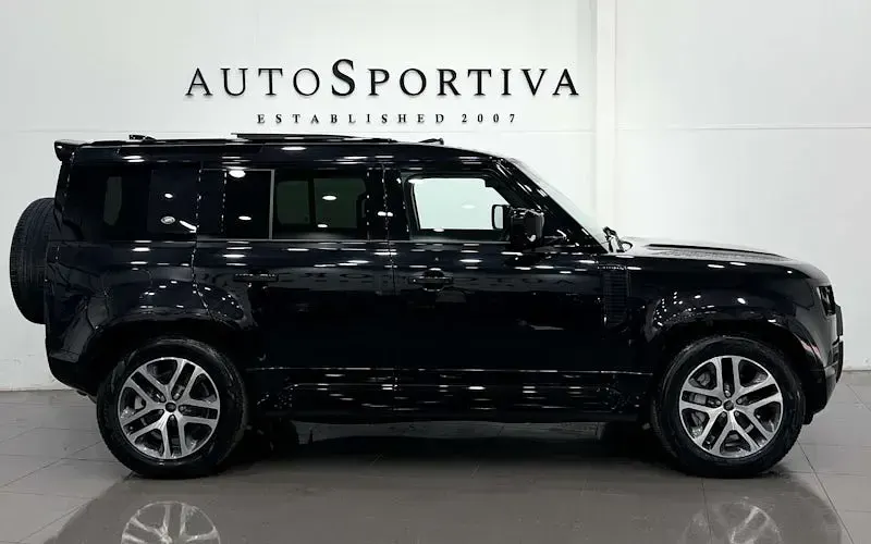 Used Land Rover Defender 404 HP (297 kW) 2023 SUV