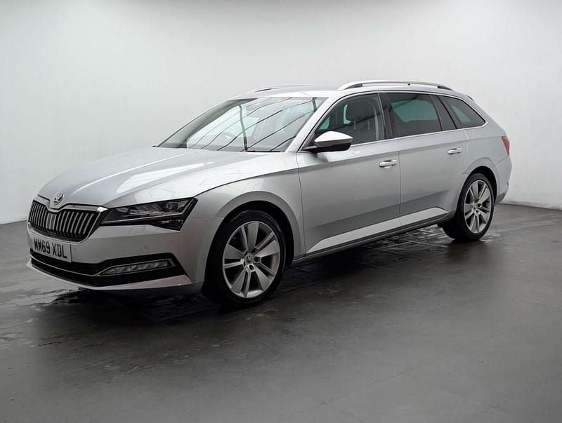 Used Skoda Superb SE L 150 HP (110 kW) 2019 Silver Estate
