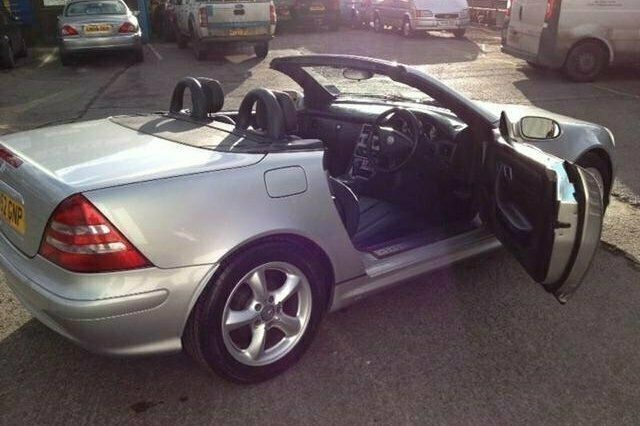 Used Mercedes SLK230 197 HP (144 kW) 2002 Cabriolet