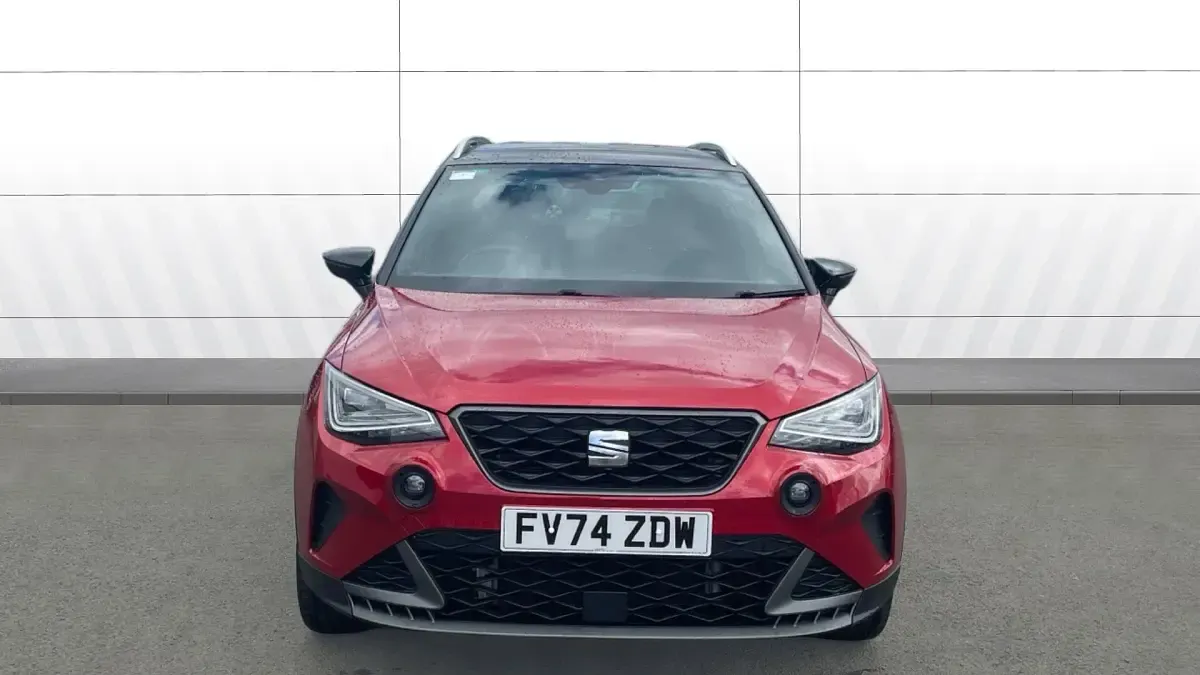 Used Seat Arona FR Sport 115 HP (84 kW) 2024 Red SUV