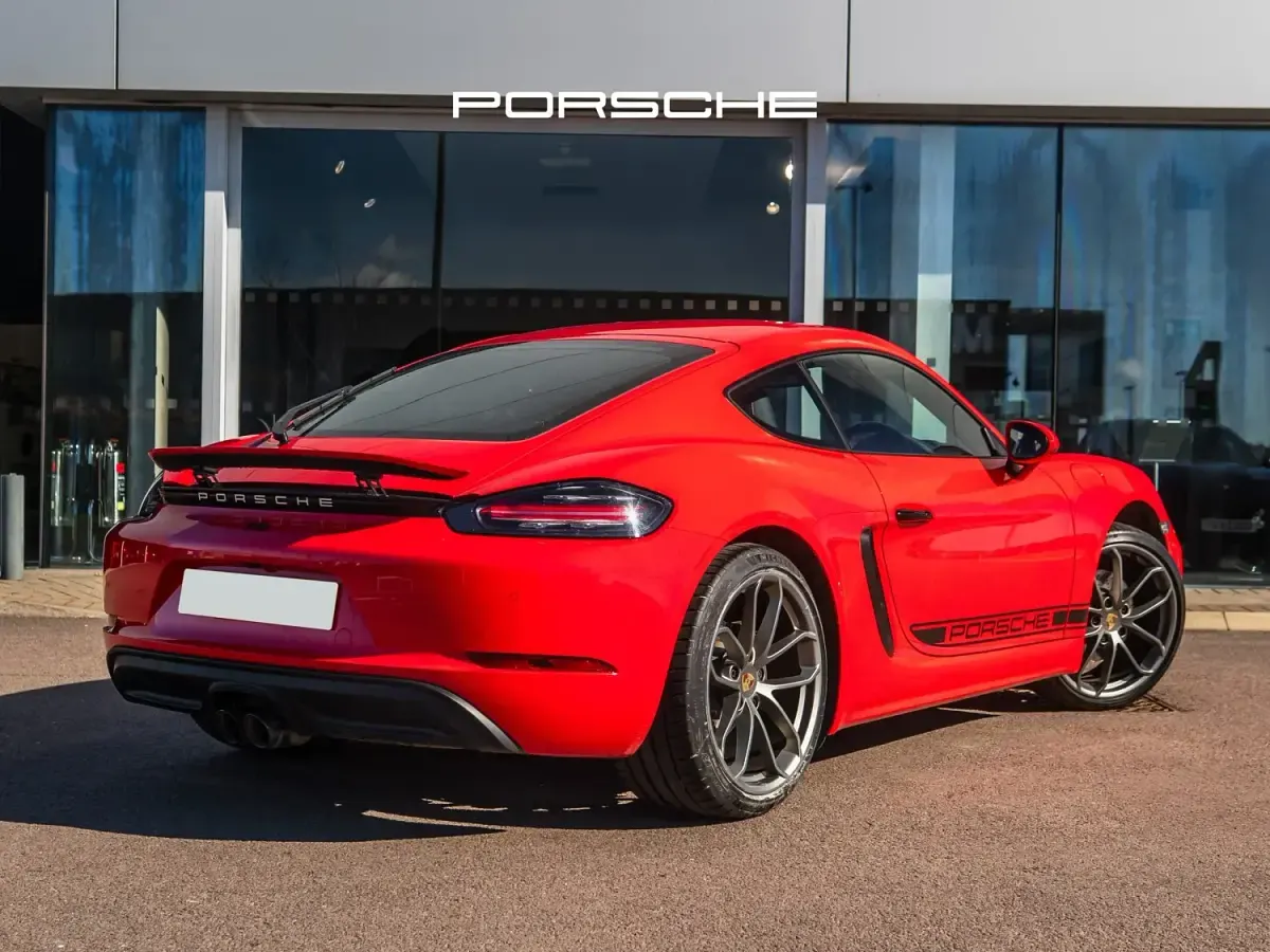 Usado Porsche 718 Cayman Edition 2023 Vermelho Coupé