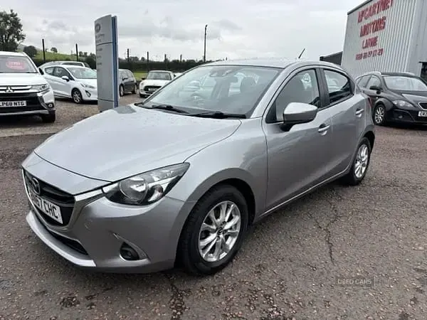 Used Mazda 2 88 HP (64 kW) 2017 Silver Hatchback
