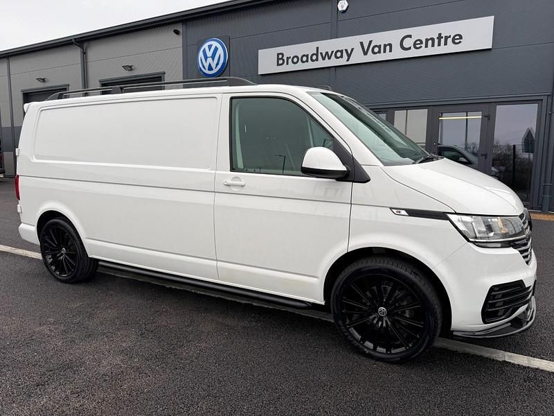 Used VW Transporter Startline 150 HP (110 kW) 2022 White Van