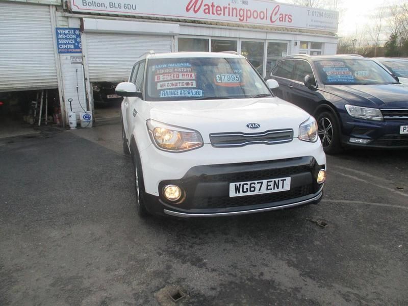 Used Kia Soul 132 HP (97 kW) 2017 White SUV