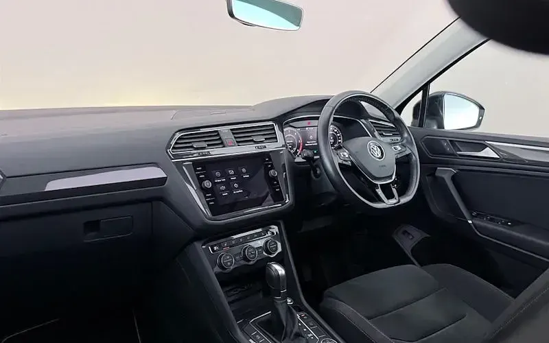Used VW Tiguan Allspace SEL 190 HP (139 kW) 2020 SUV