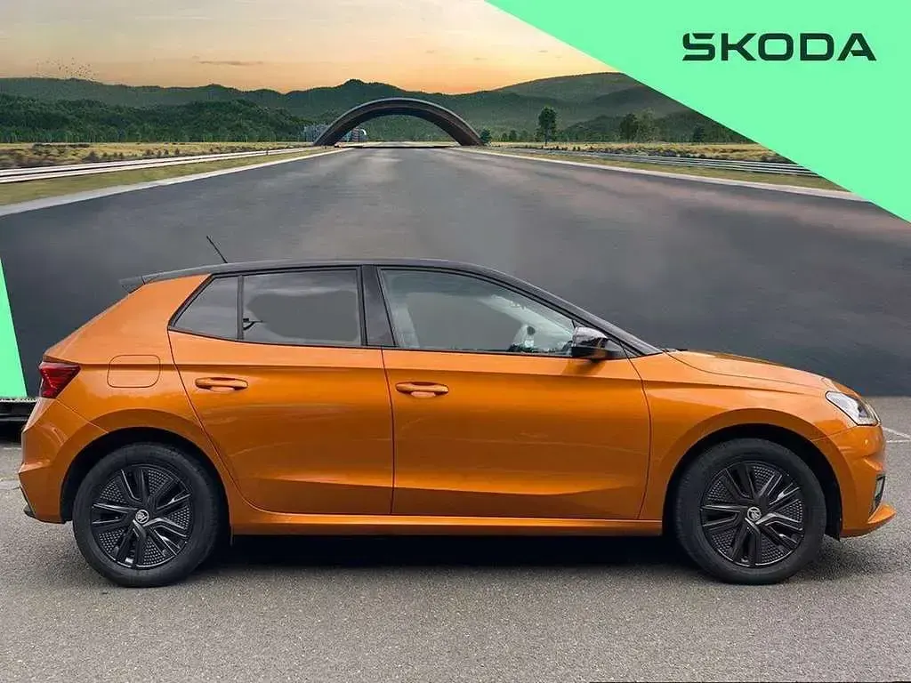 Used Skoda Fabia Colour Edition 95 HP (69 kW) 2022 Orange Hatchback