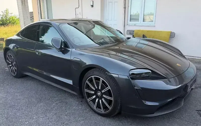 Used Porsche Taycan 300 kW (408 HP) 2023 Sedan