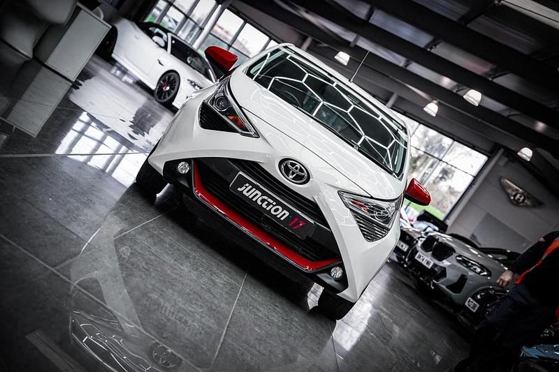 Used Toyota Aygo Trend 72 HP (52 kW) 2020 White Hatchback