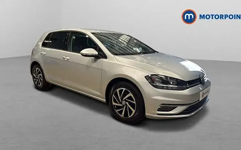Used VW Golf VII Match 116 HP (85 kW) 2019 Hatchback