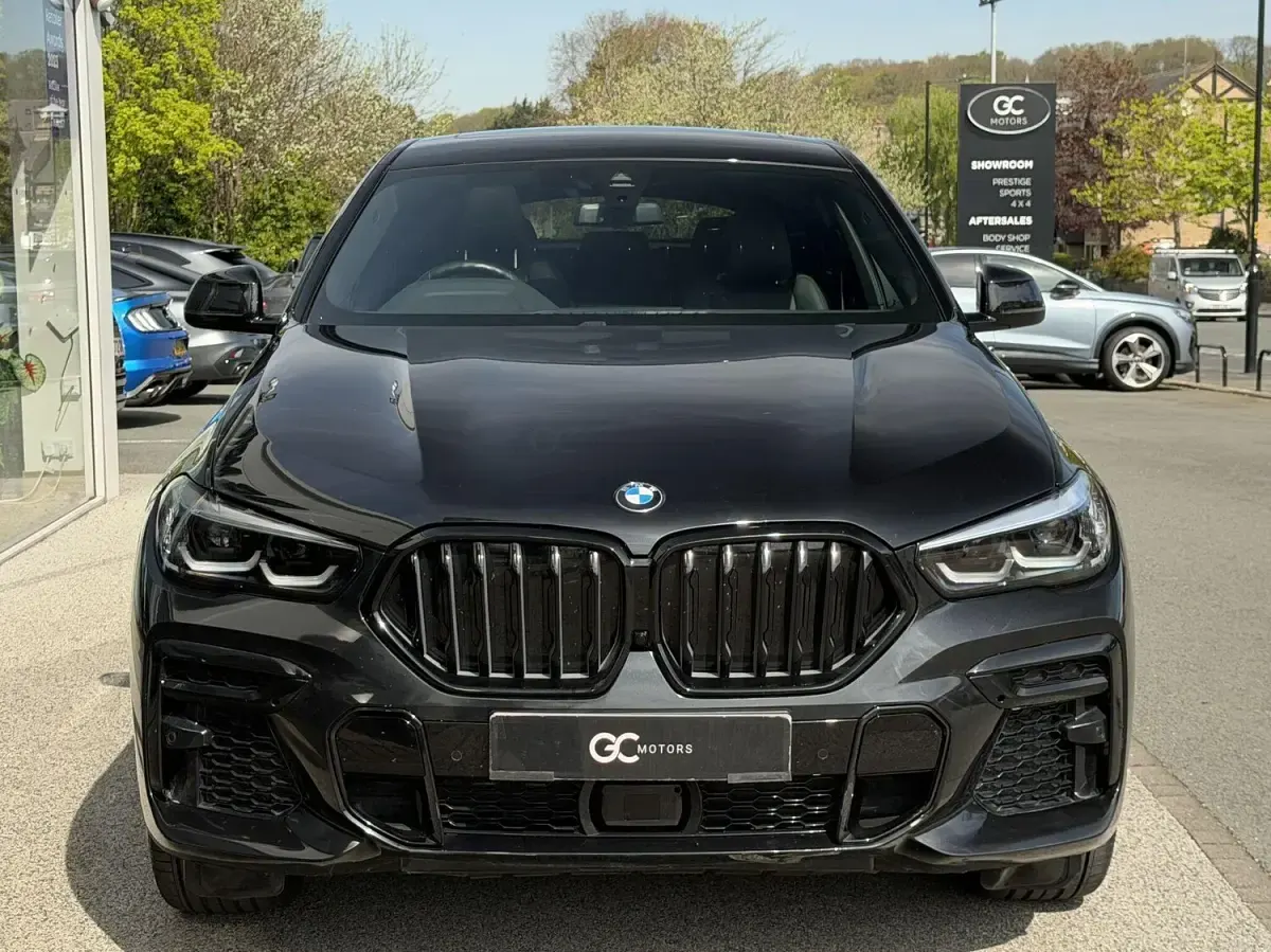 Used BMW X6 M Sport 340 HP (250 kW) 2022 Black SUV