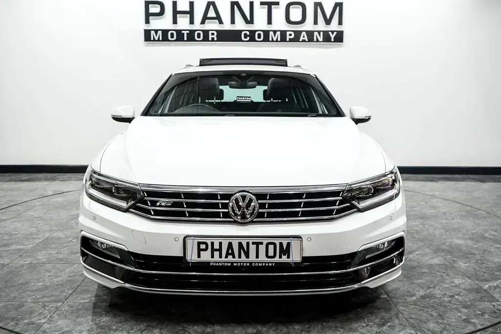 Used VW Passat R-line 150 HP (110 kW) 2018 White Estate