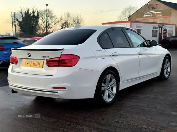 Used BMW 318 Sport Line 2017 White Sedan