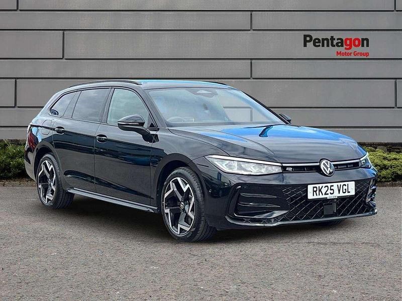 Black Used 2025 VW Passat R-line Estate | £33,995 - Image 1/4