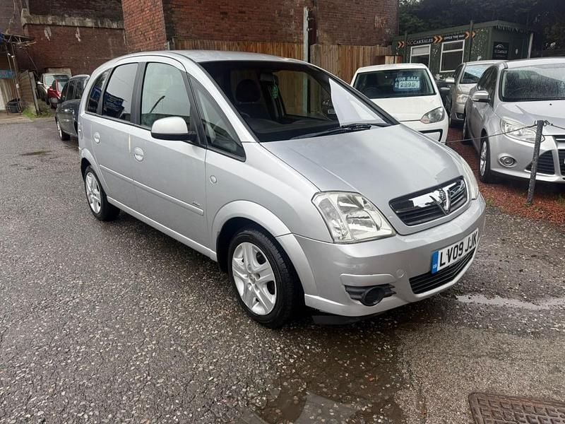Used Vauxhall Meriva Active 2009 Silver MPV