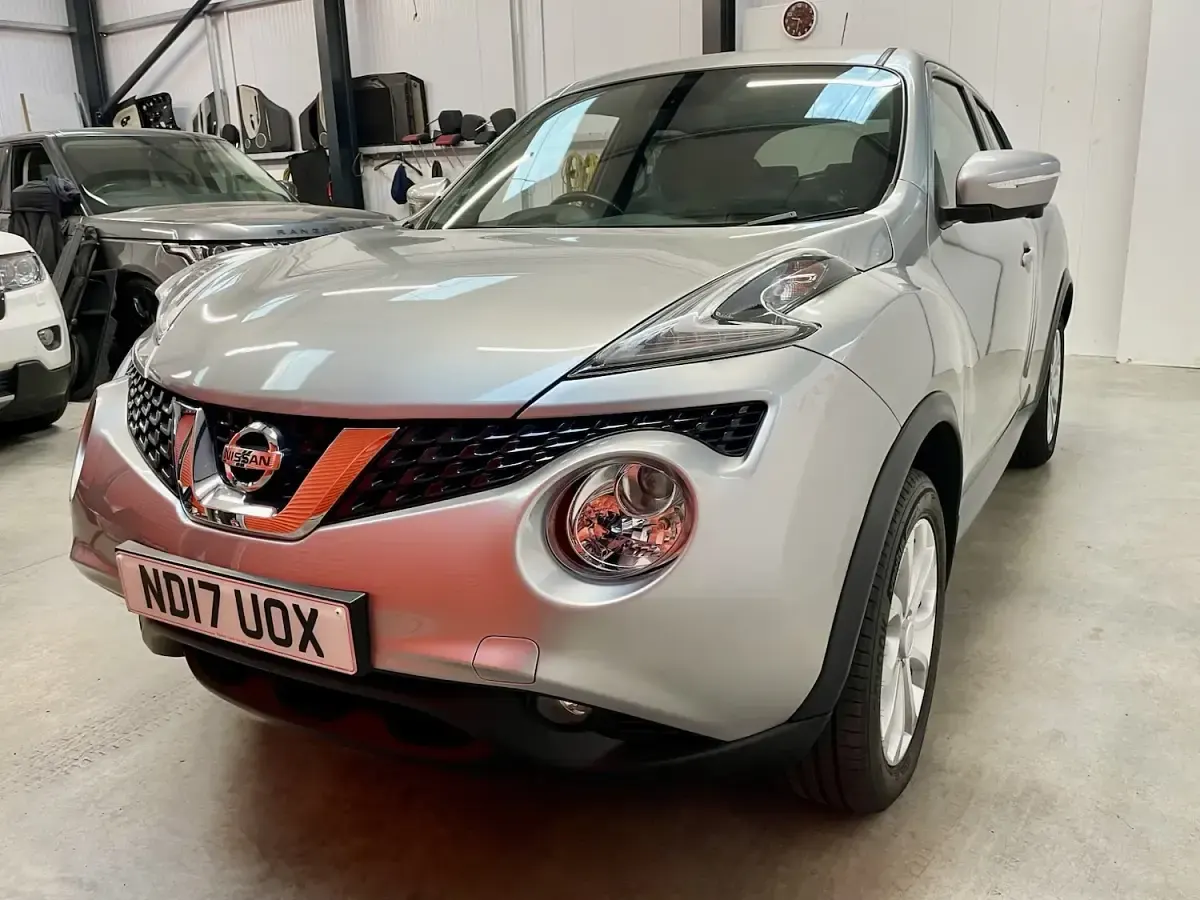 Used Nissan Juke Tekna 117 HP (86 kW) 2017 Silver SUV