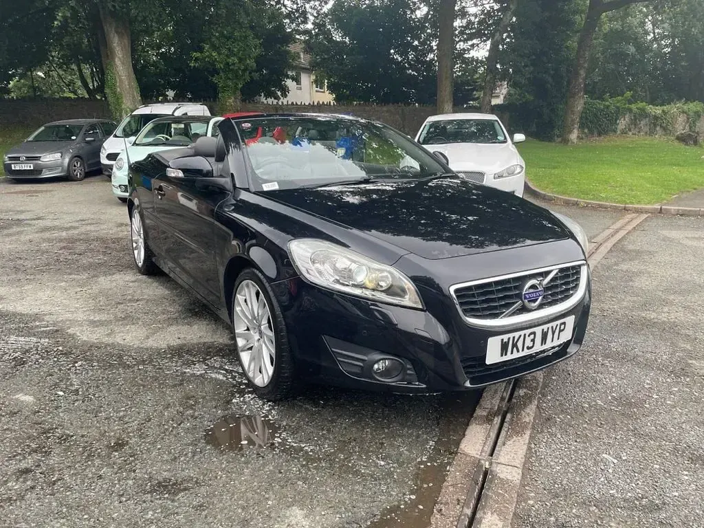 Used Volvo C70 SE Lux 150 HP (110 kW) 2013 Black Cabriolet